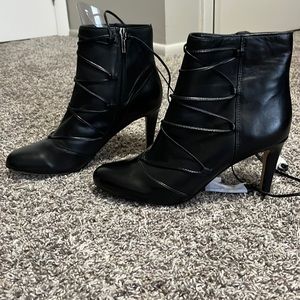 Vince Camuto Shoes | Vince Camuto Vc-Chenai Black Leather Wraparound Lace Bootie